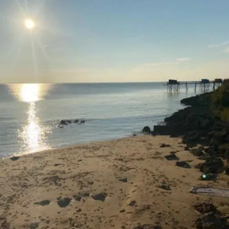 Prázdninový dům Maison Dans Village Calme A La Saint-Froult